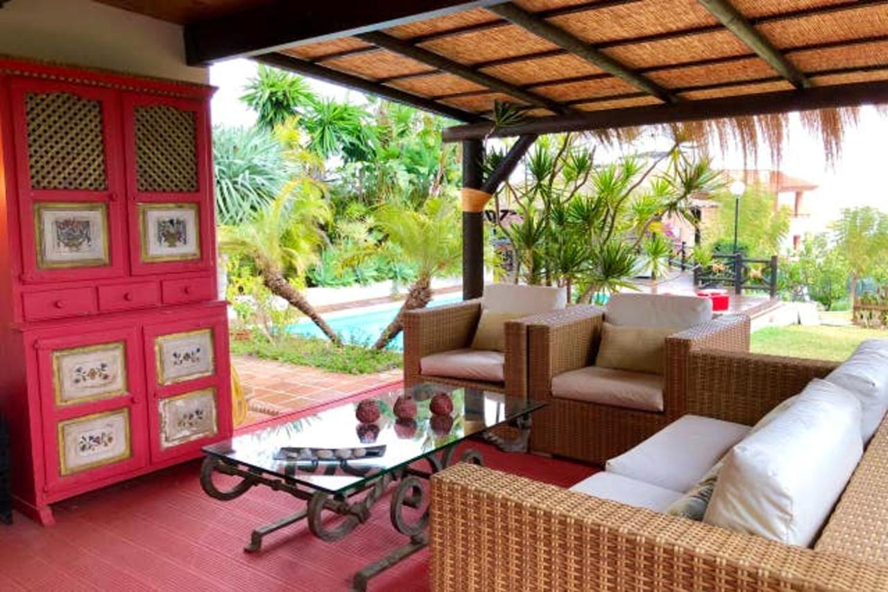 Villa Enchanting Benalmadena: Private Pool Retreat